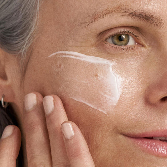 dark spot solutions kit carton