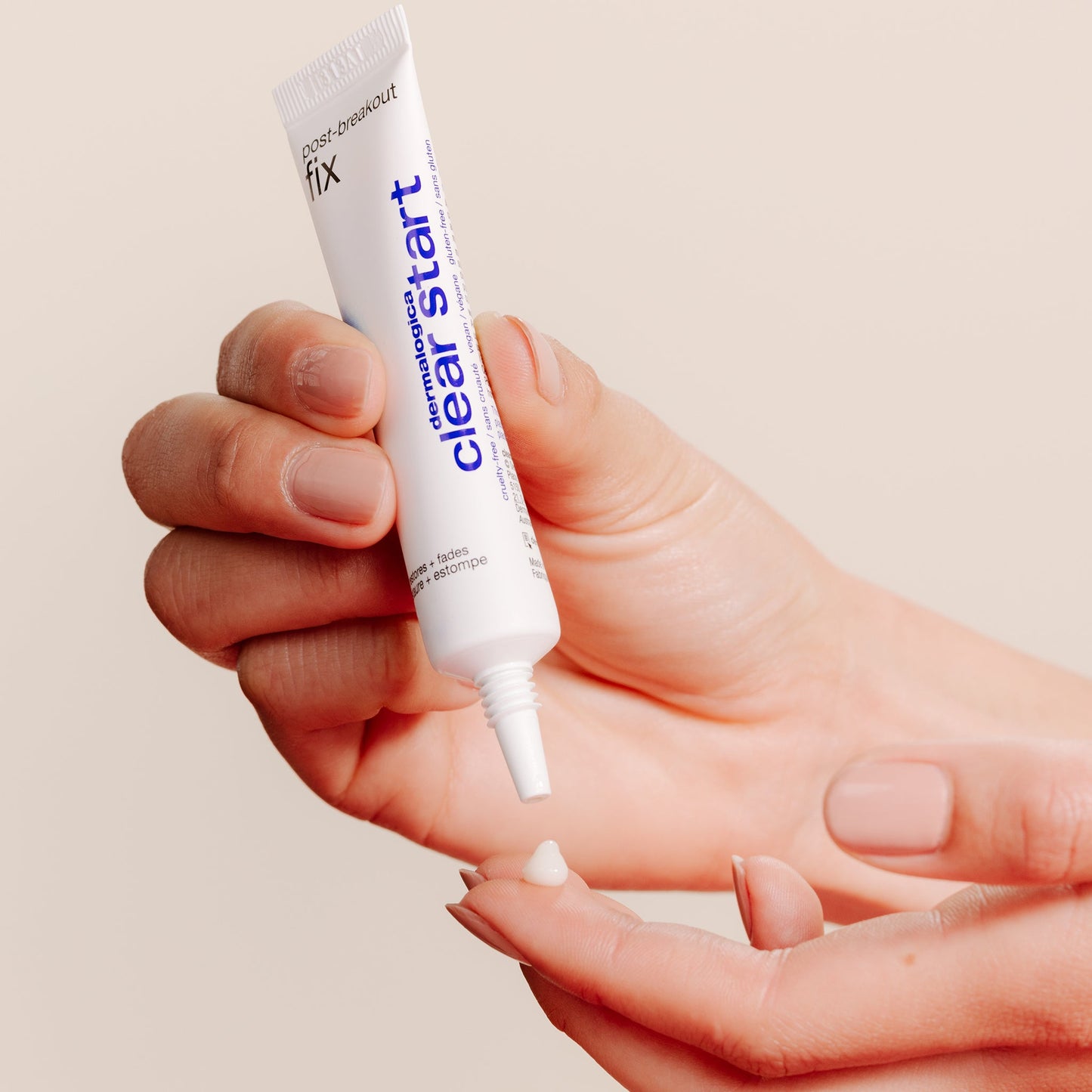 Model dispensing Post-Breakout Fix onto finger