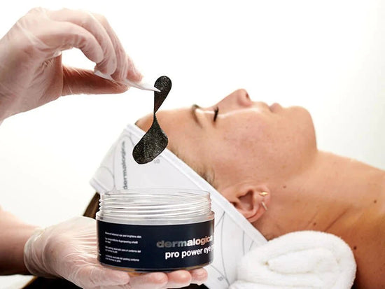 woman laying down receiving pro eye flash treatment