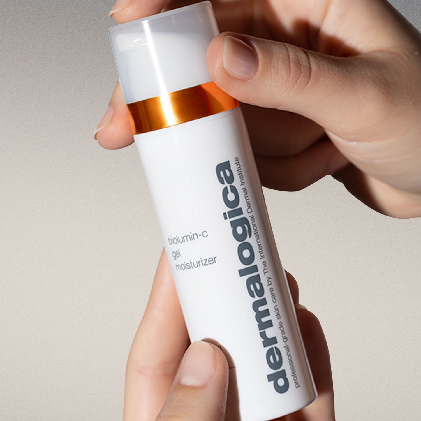 biolumin-c vitamin c gel moisturizer in hand 