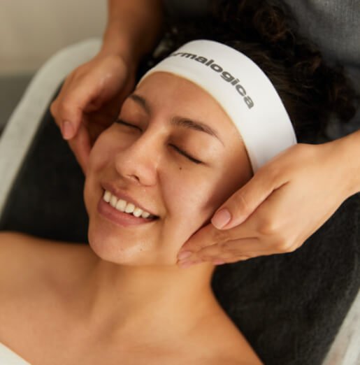 woman receiving treatment